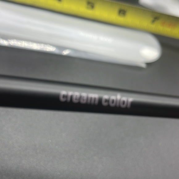NEW MARY KAY BRUSH - Picture 4 of 5